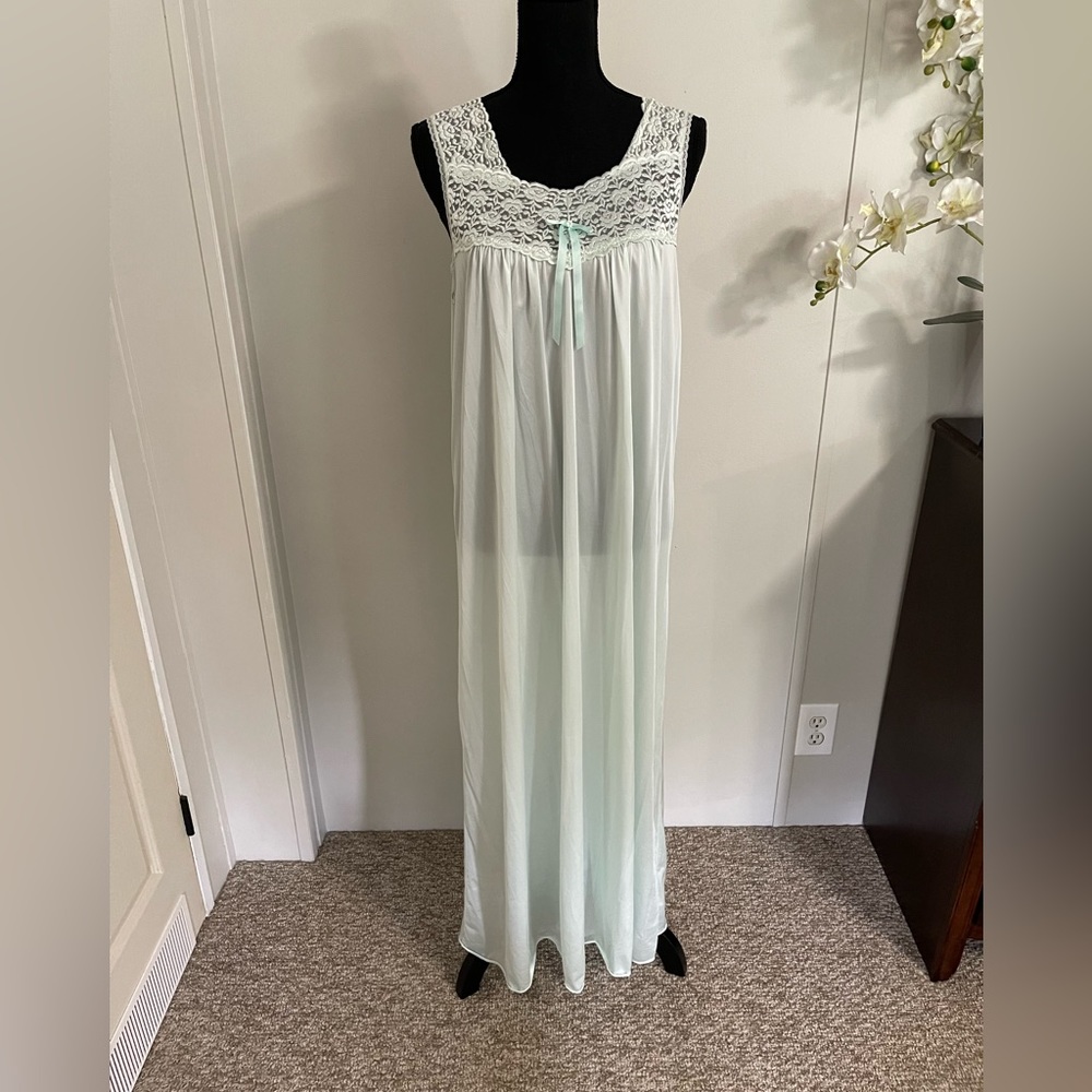 Vintage Vanity Fair Nightgown